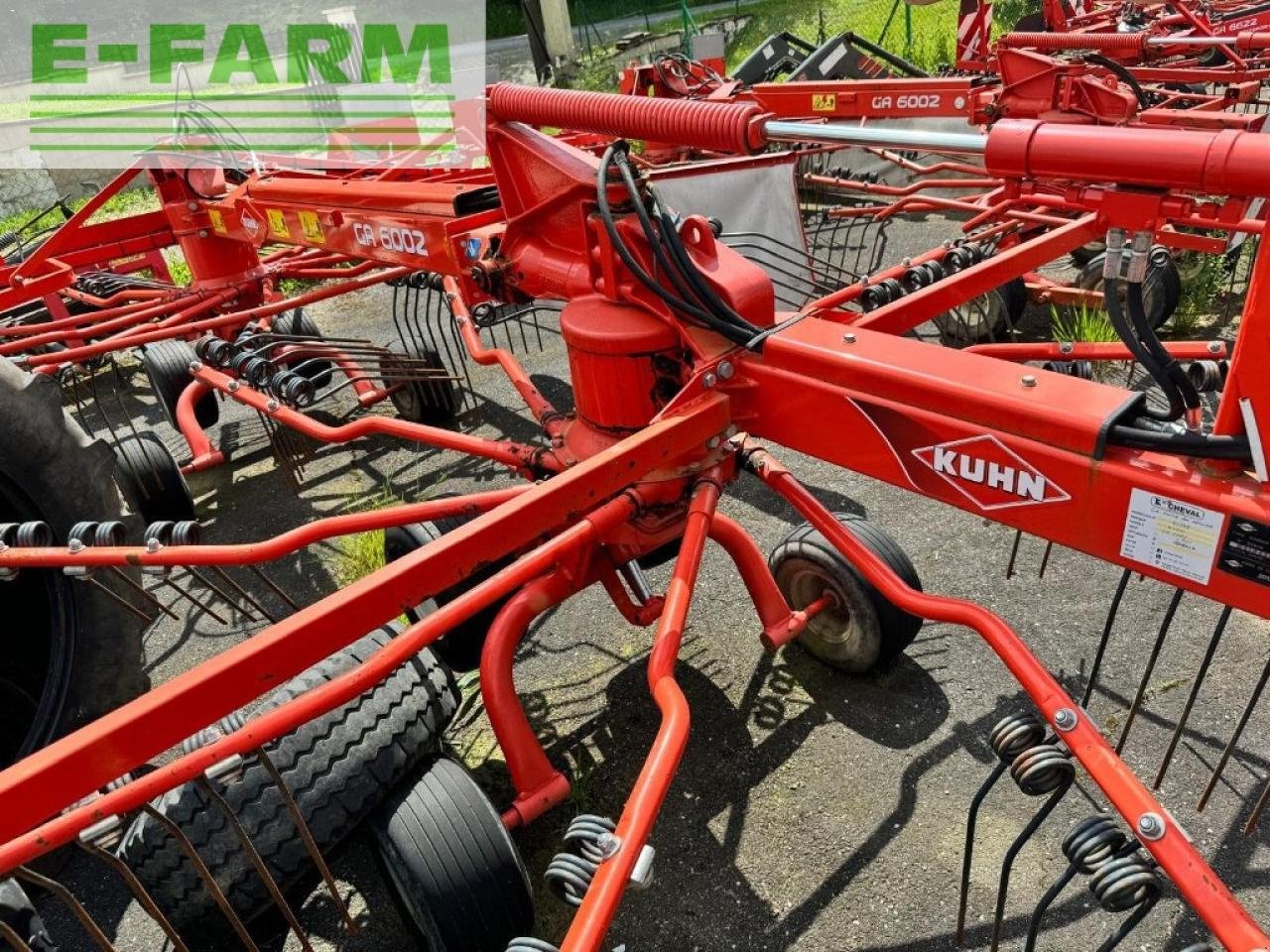 Schwader tip Kuhn ga6002, Gebrauchtmaschine in CHAUVONCOURT (Poză 6)