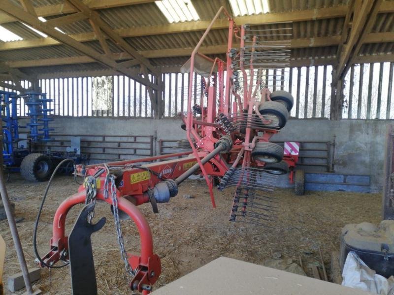 Schwader tip Kuhn GA6520, Gebrauchtmaschine in CHAUMONT (Poză 1)