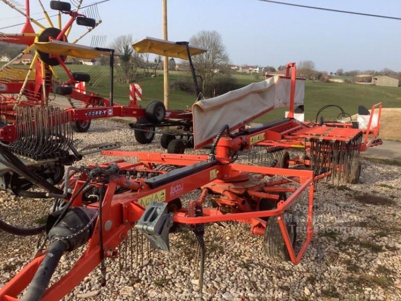 Schwader del tipo Kuhn GA6632, Gebrauchtmaschine en GONSANS (Imagen 2)