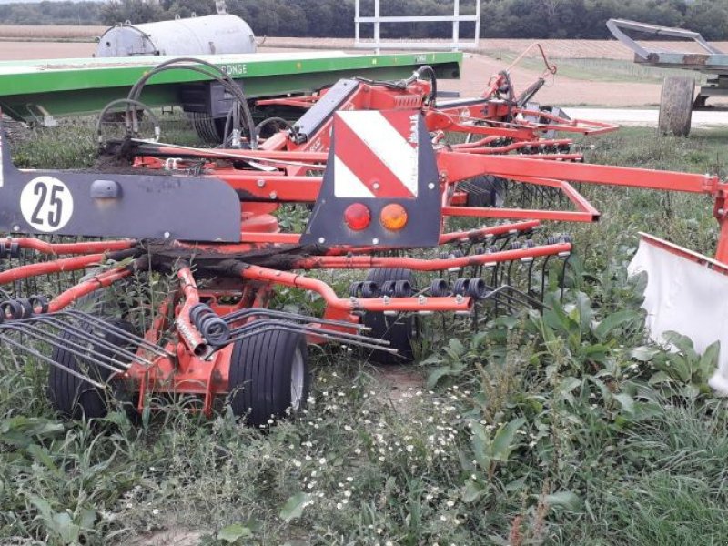 Schwader of the type Kuhn GA6632, Gebrauchtmaschine in NANTEY (Picture 1)