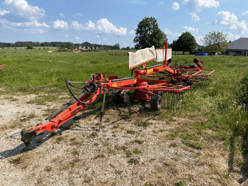 Schwader del tipo Kuhn GA6632, Gebrauchtmaschine en CHEMAUDIN ET VAUX (Imagen 1)