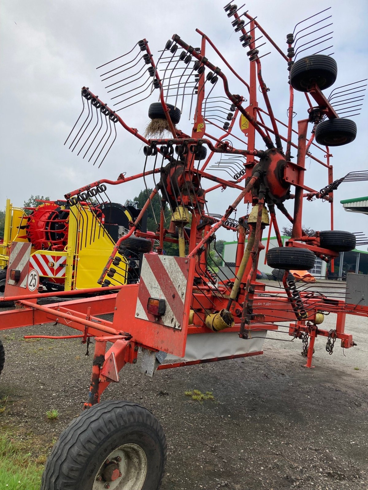 Schwader van het type Kuhn GA7301, Gebrauchtmaschine in Gnutz (Foto 4)