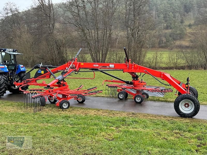 Schwader del tipo Kuhn GA7530 Seitenschwader, Gebrauchtmaschine en Haiterbach (Imagen 1)