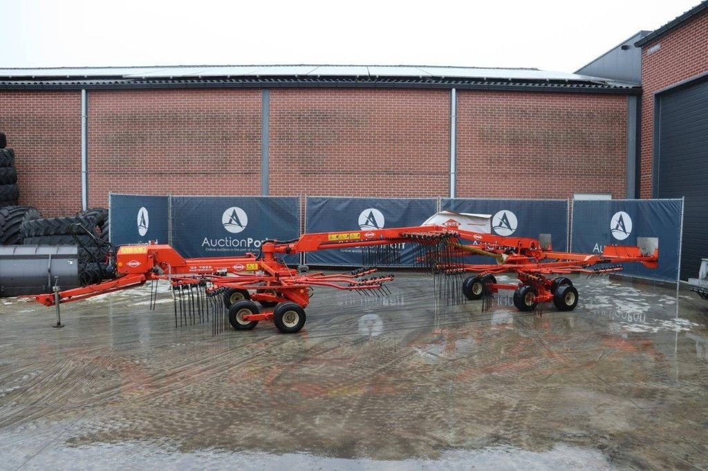 Schwader del tipo Kuhn GA7822, Gebrauchtmaschine en Antwerpen (Imagen 1)