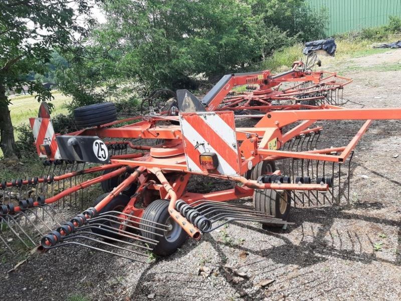 Schwader van het type Kuhn GA7932, Gebrauchtmaschine in CHAUMONT (Foto 3)