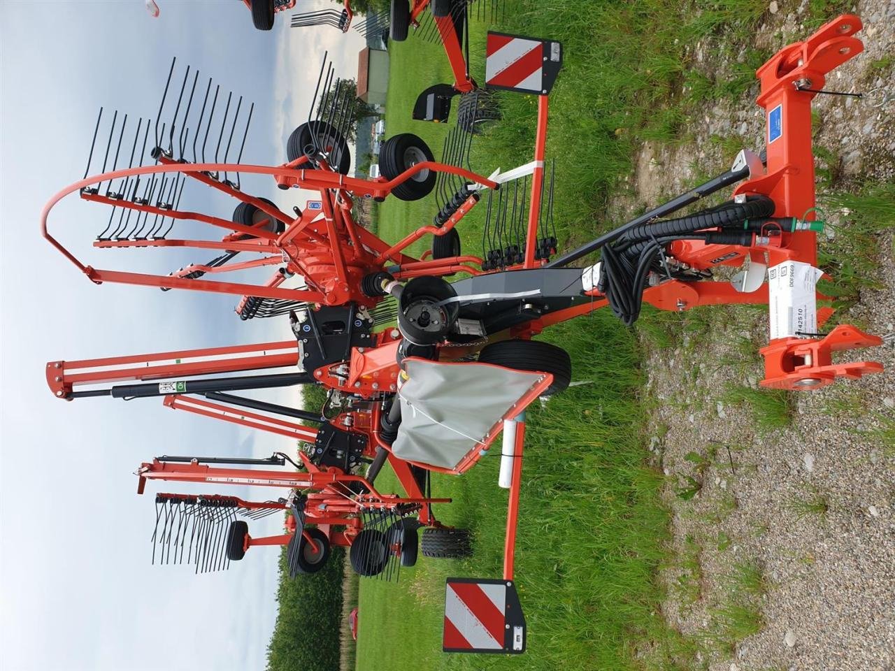 Schwader of the type Kuhn GA8030, Neumaschine in Schopfloch (Picture 2)