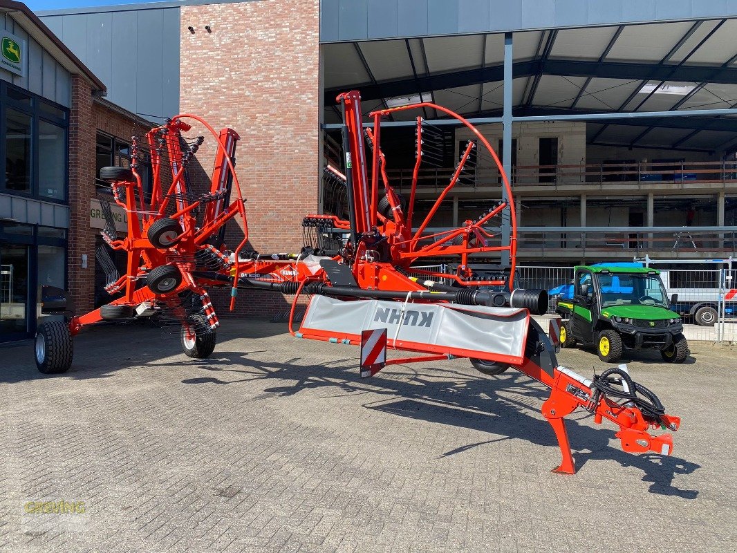 Schwader van het type Kuhn GA8030, Neumaschine in Ahaus (Foto 3)