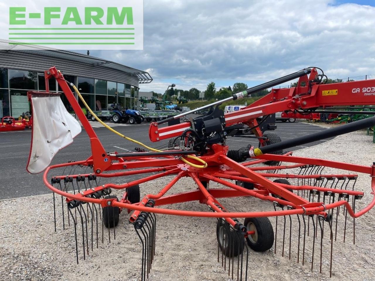 Schwader tip Kuhn ga9030 ( destockage ), Gebrauchtmaschine in Ytrac (Poză 11)