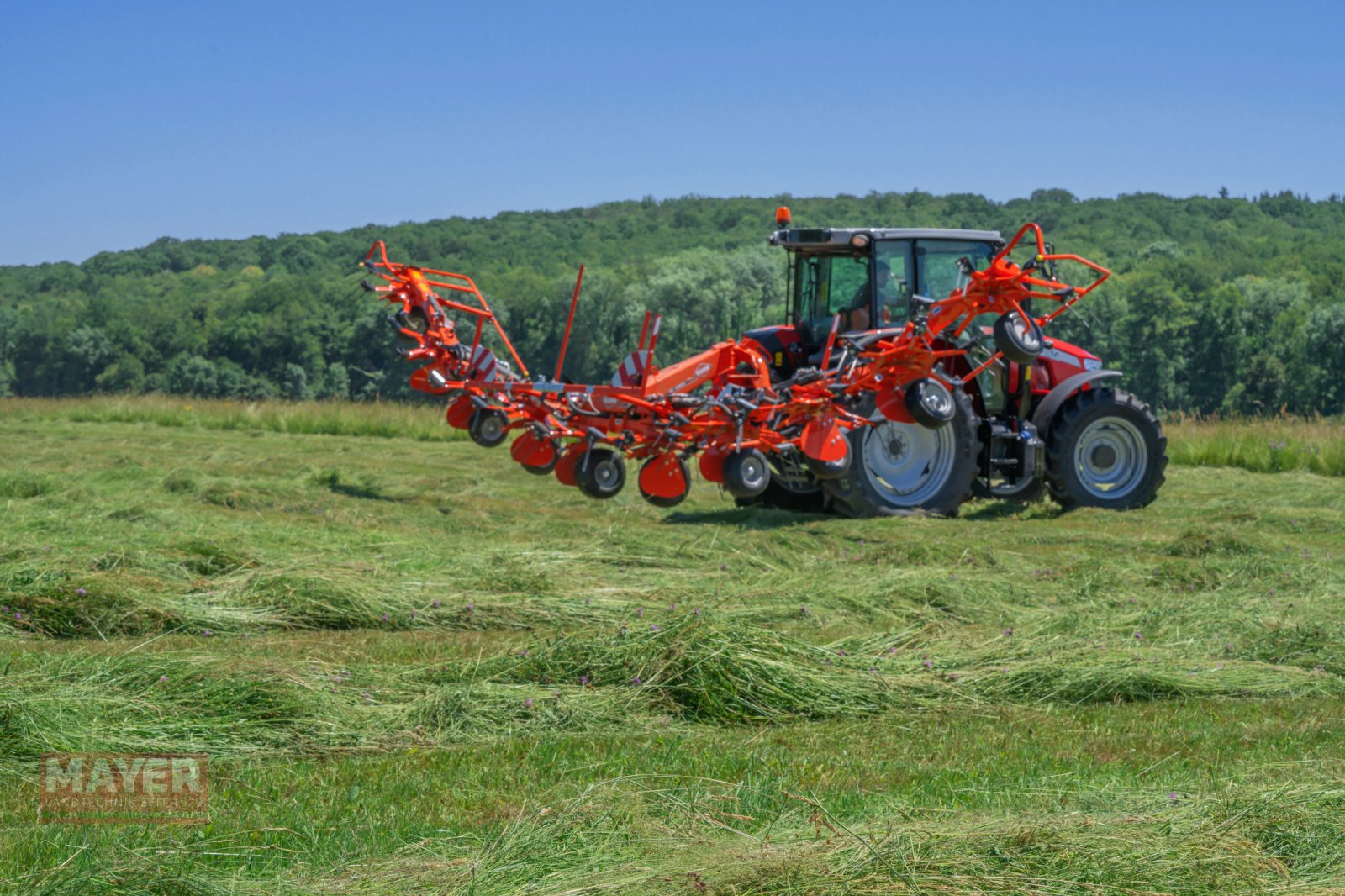 Schwader typu Kuhn GF 10803, Neumaschine v Unterroth (Obrázek 1)