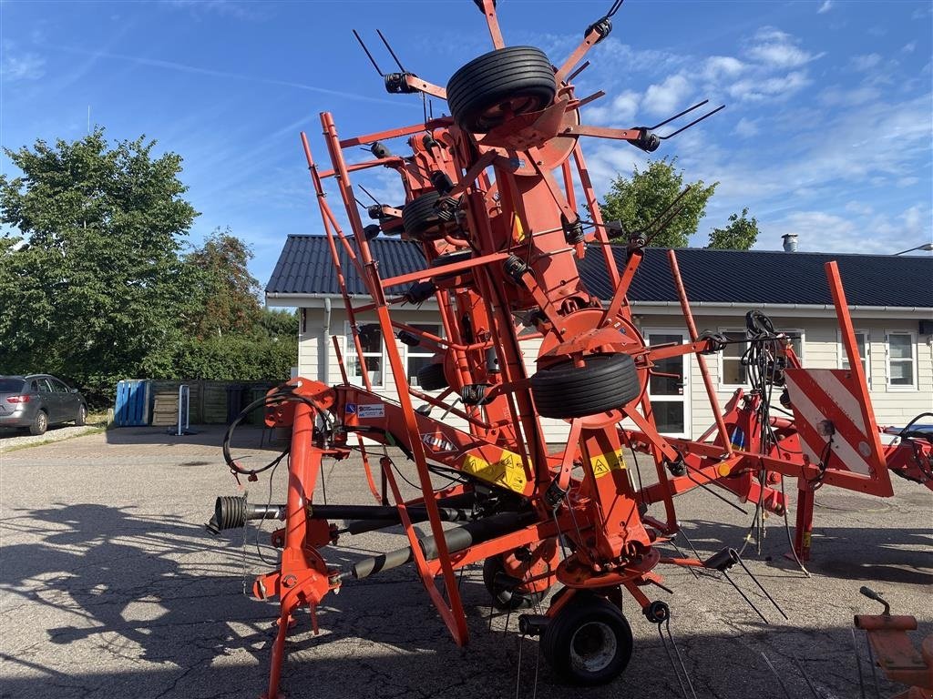 Schwader tip Kuhn GF 8702, Gebrauchtmaschine in Helsinge (Poză 3)