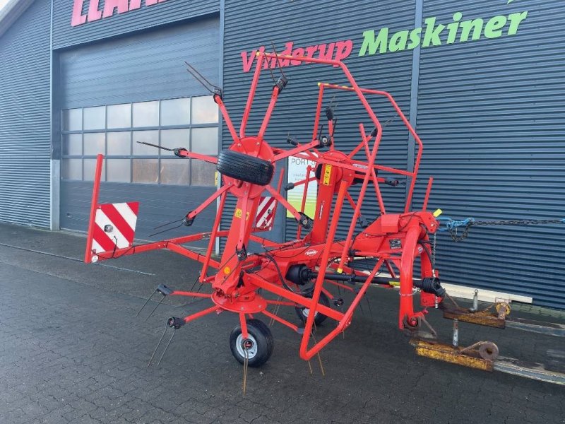 Schwader del tipo Kuhn GF5202, Gebrauchtmaschine en Vinderup (Imagen 1)