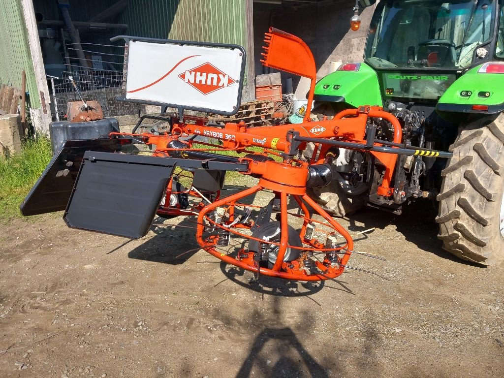 Schwader van het type Kuhn Haybob 360, Gebrauchtmaschine in SAINT PIERRE DES LANDES (Foto 1)