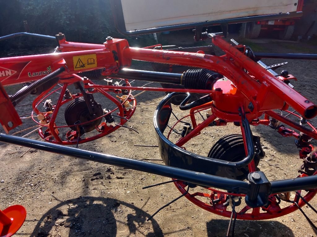 Schwader tip Kuhn Haybob 360, Gebrauchtmaschine in SAINT PIERRE DES LANDES (Poză 2)