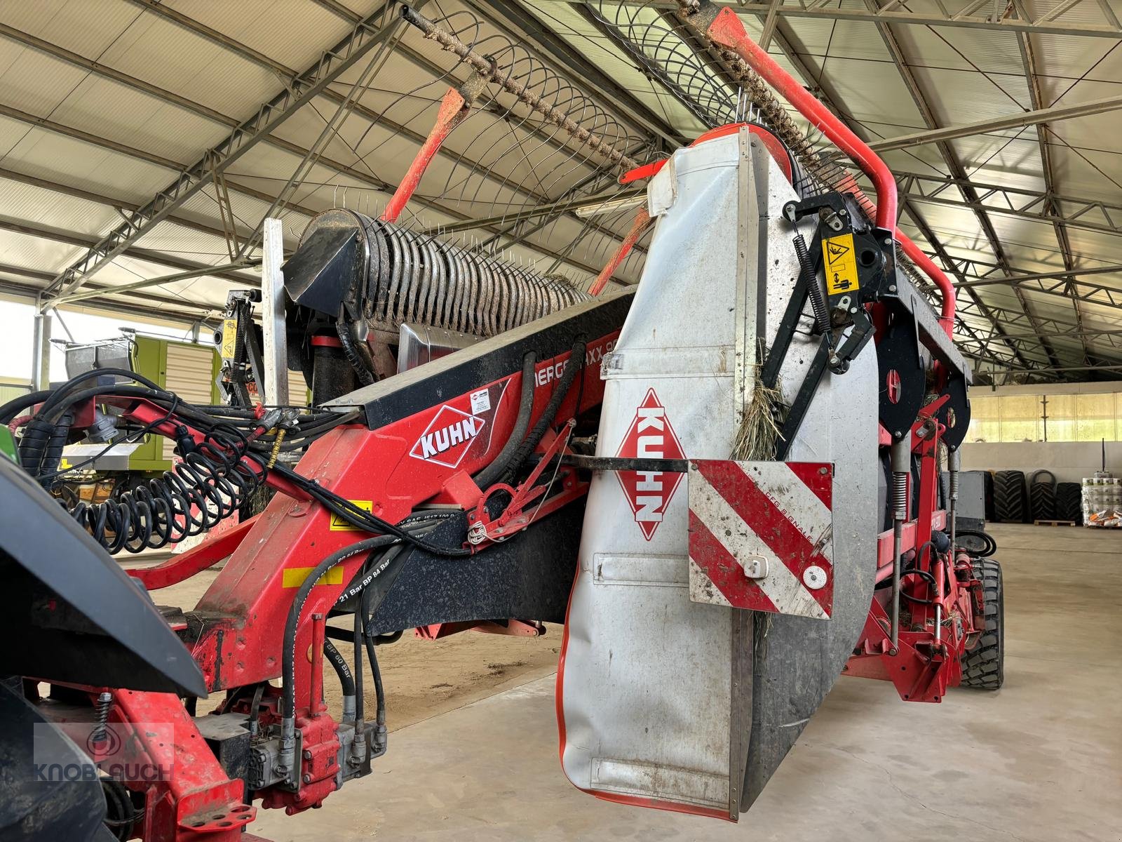 Schwader typu Kuhn Merge Maxx 900, Gebrauchtmaschine w Ringsheim (Zdjęcie 4)