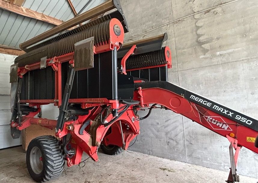 Schwader del tipo Kuhn MERGE MAXX 950, Gebrauchtmaschine en CHEMAUDIN ET VAUX (Imagen 1)