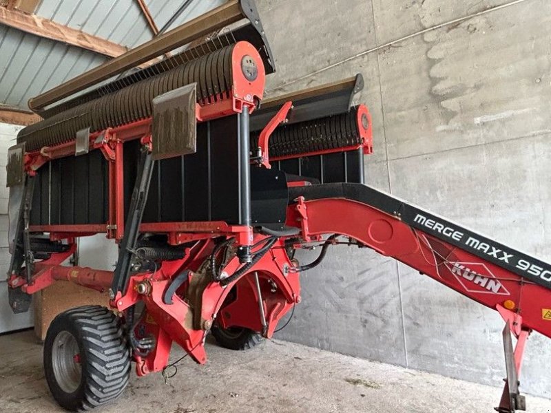 Schwader van het type Kuhn MERGE MAXX 950, Gebrauchtmaschine in CHEMAUDIN ET VAUX (Foto 1)