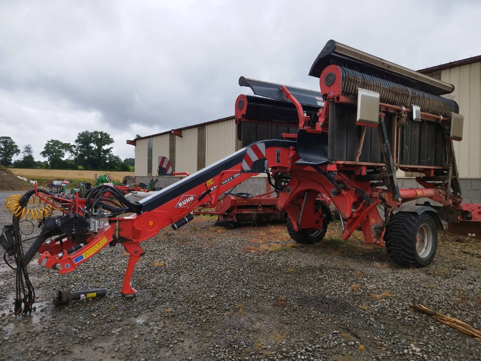 Schwader del tipo Kuhn MERGEMAXX 950, Gebrauchtmaschine en Le Horps (Imagen 1)