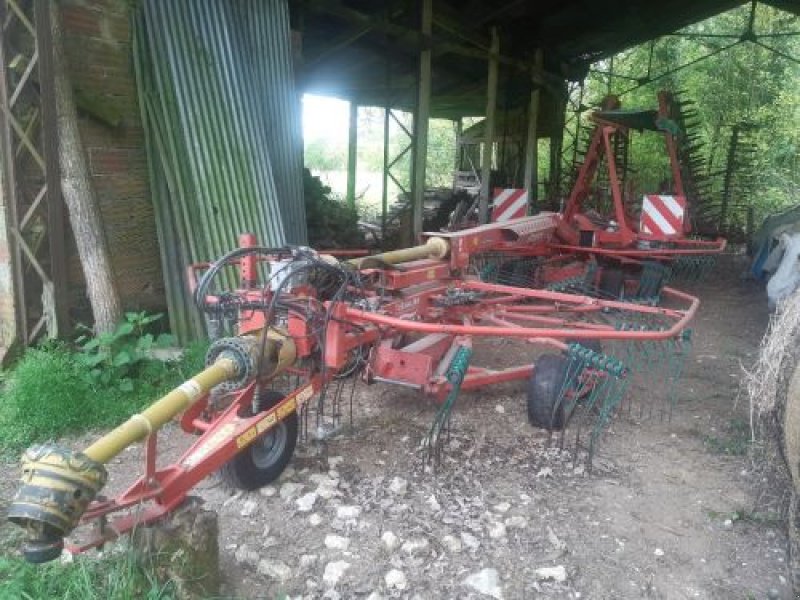 Schwader del tipo Kverneland ANDAINEUR, Gebrauchtmaschine en Belleville sur Meuse (Imagen 4)