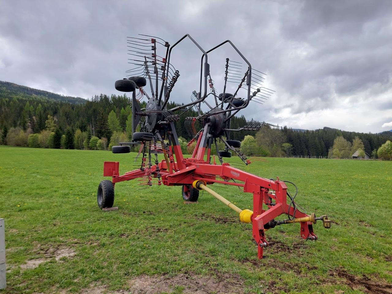 Schwader van het type Kverneland TA 753 C, Gebrauchtmaschine in Tamsweg (Foto 1)