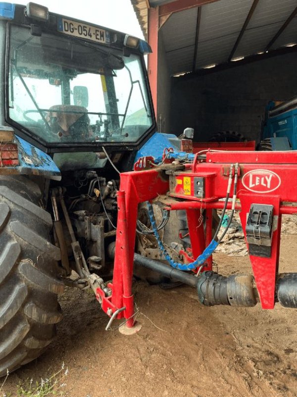 Schwader des Typs Lely HIBISCUS 765 SD VARIO, Gebrauchtmaschine in ENNEZAT (Bild 2)