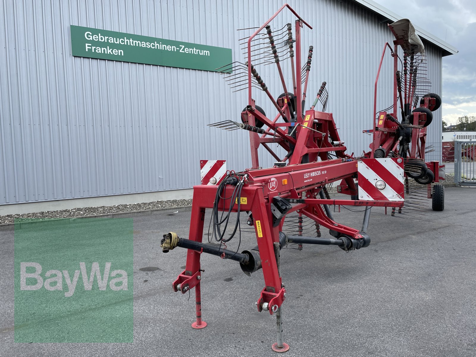 Schwader of the type Lely Hibiscus 765 SD, Gebrauchtmaschine in Bamberg (Picture 1)