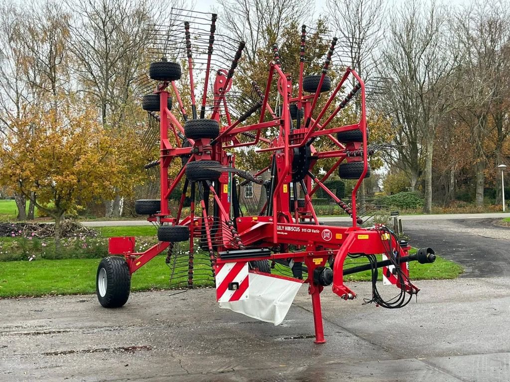 Schwader des Typs Lely Hibiscus 915 CD Vario Zwiller Zwadhark, Gebrauchtmaschine in Ruinerwold (Bild 1)