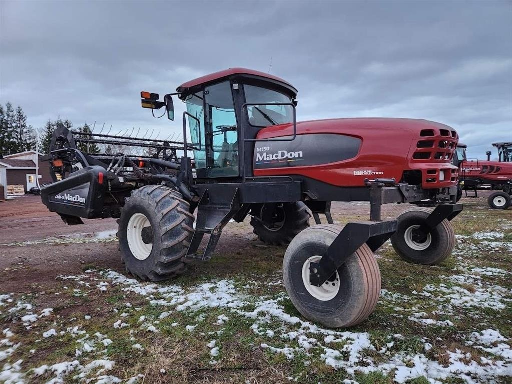 Schwader van het type MacDon M150, Gebrauchtmaschine in Hjørring (Foto 3)