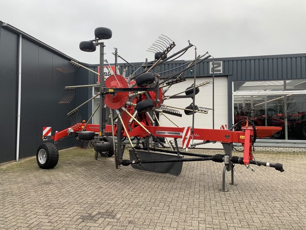 Schwader du type Massey Ferguson RK 1002 TRC PRO, Gebrauchtmaschine en MARIENHEEM (Photo 1)