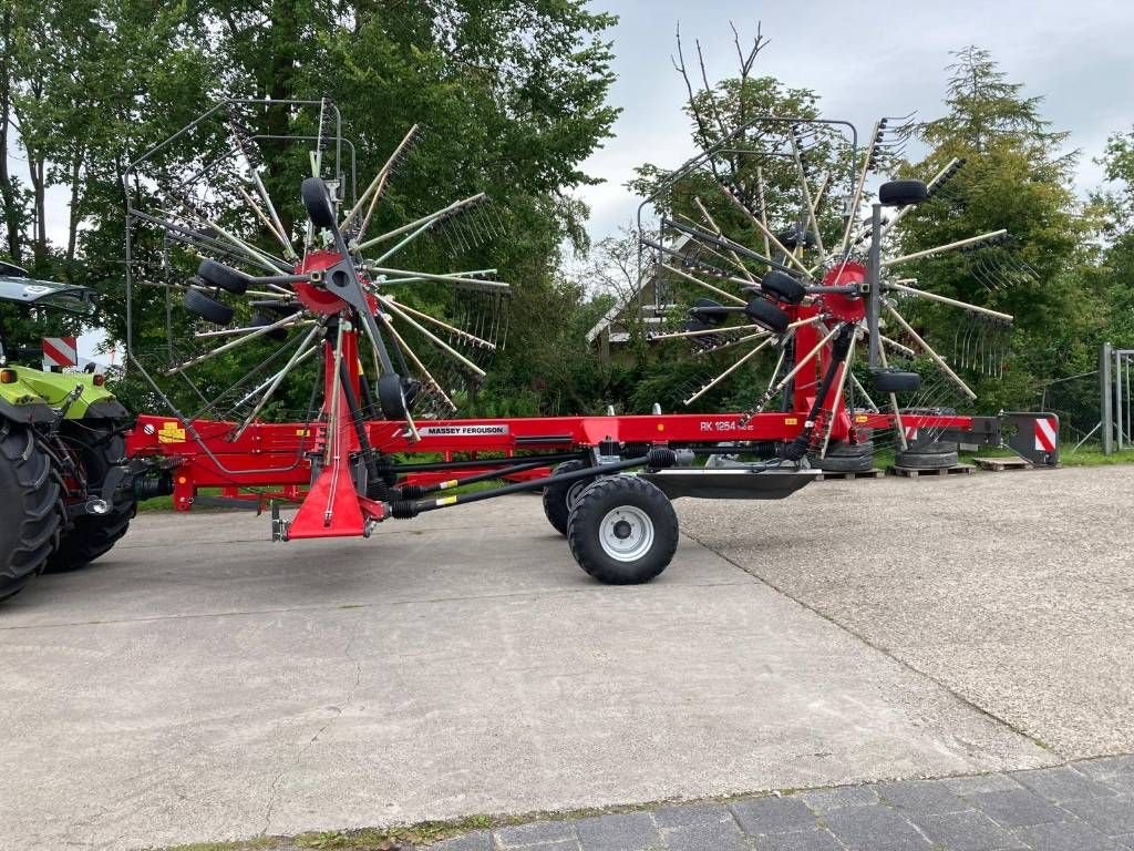 Schwader typu Massey Ferguson RK 1254 TRC-EC, Gebrauchtmaschine v Easterein (Obrázek 2)