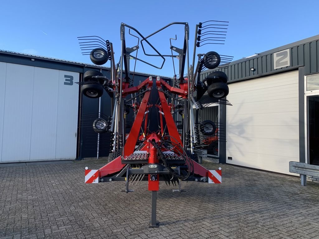 Schwader des Typs Massey Ferguson RK 1254 TRC-EC, Neumaschine in MARIENHEEM (Bild 2)