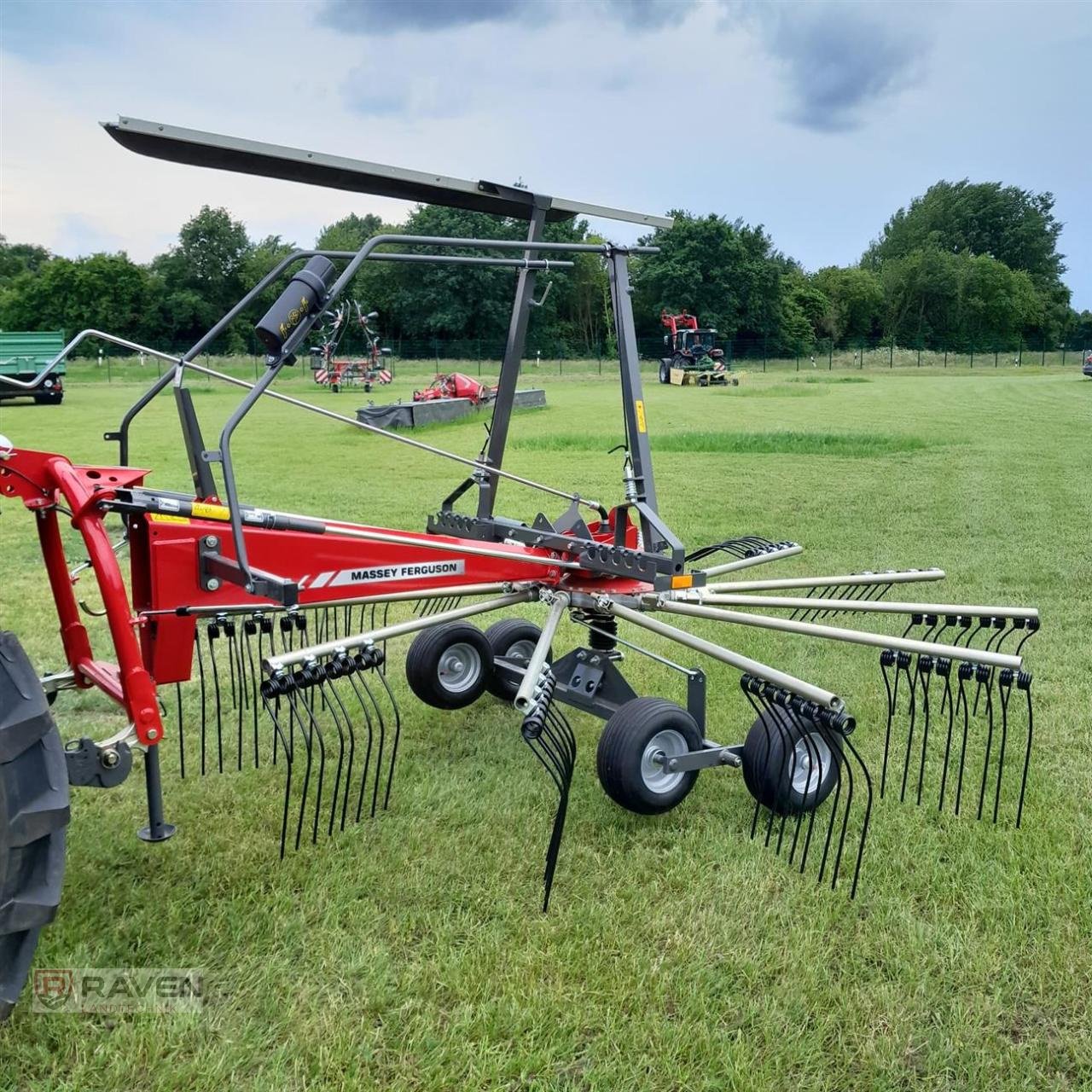 Schwader Türe ait Massey Ferguson RK 451 DN, Neumaschine içinde Sulingen (resim 2)