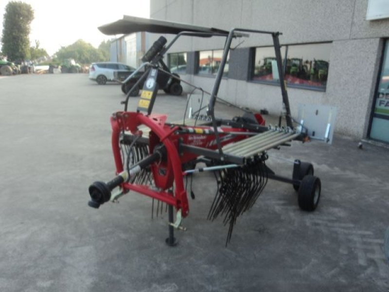 Schwader of the type Massey Ferguson RK 451, Gebrauchtmaschine in MOULLE (Picture 2)