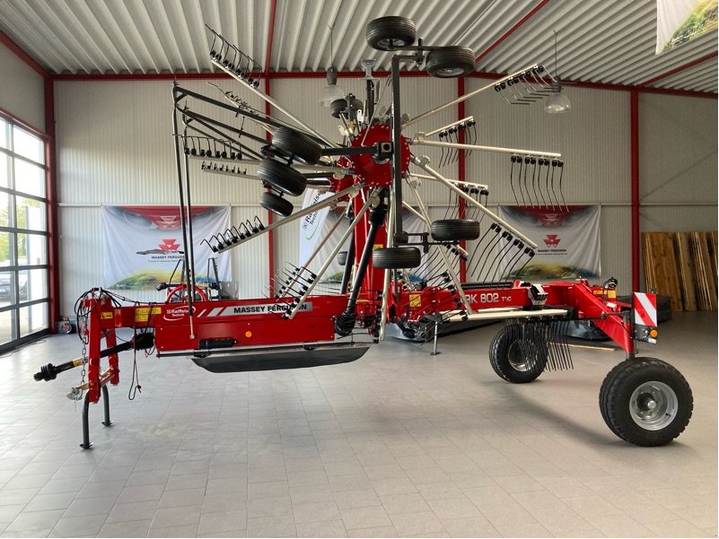 Schwader del tipo Massey Ferguson RK 802 TRC, Neumaschine en Gadenstedt (Imagen 1)