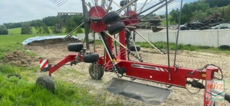 Schwader des Typs Massey Ferguson RK 802 TRC, Gebrauchtmaschine in Wipperfürth (Bild 3)