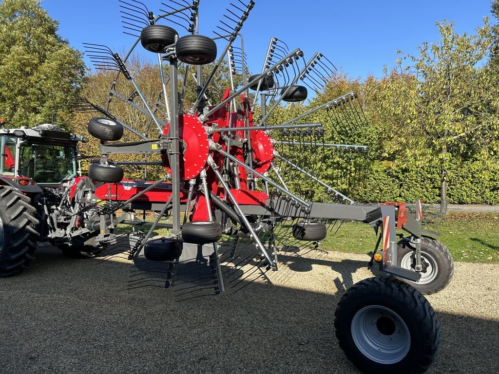 Schwader des Typs Massey Ferguson RK 922 TRC-Gen2, Neumaschine in MARIENHEEM (Bild 2)