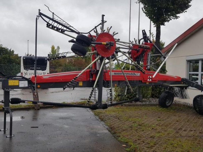 Schwader tip Massey Ferguson RK842 SD-TRC MASSEY FERGUSO, Gebrauchtmaschine in Sulzbach Rosenberg (Poză 1)