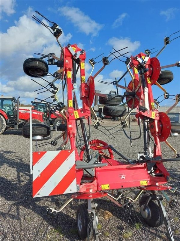 Schwader typu Massey Ferguson TD 868 DN, Gebrauchtmaschine w Nimtofte (Zdjęcie 4)