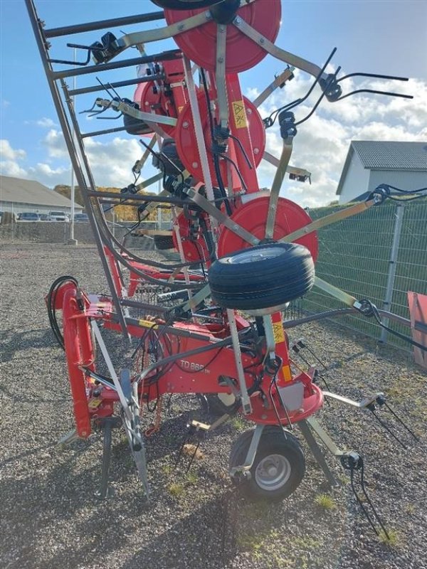 Schwader typu Massey Ferguson TD 868 DN, Gebrauchtmaschine w Nimtofte (Zdjęcie 3)