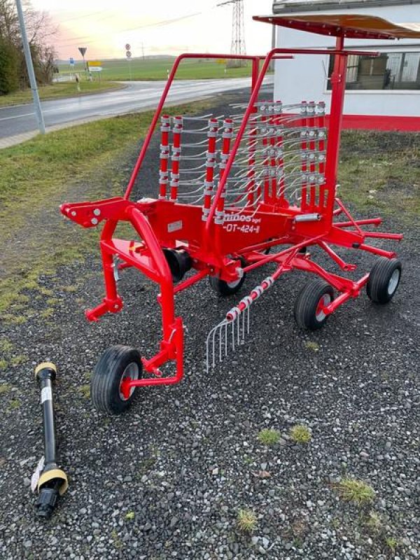 Schwader van het type Minos Agri Schwader T-OT 424-11 **NEU**, Neumaschine in Münstermaifeld (Foto 4)