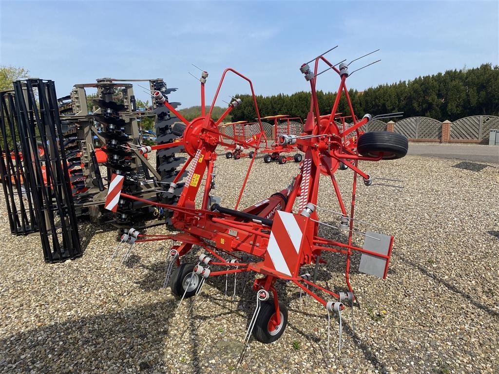 Schwader tip Minos Agri T-554, Gebrauchtmaschine in Skive (Poză 2)