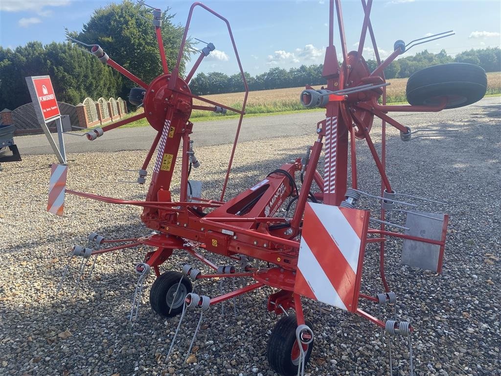 Schwader van het type Minos Agri T-554, Gebrauchtmaschine in Skive (Foto 2)