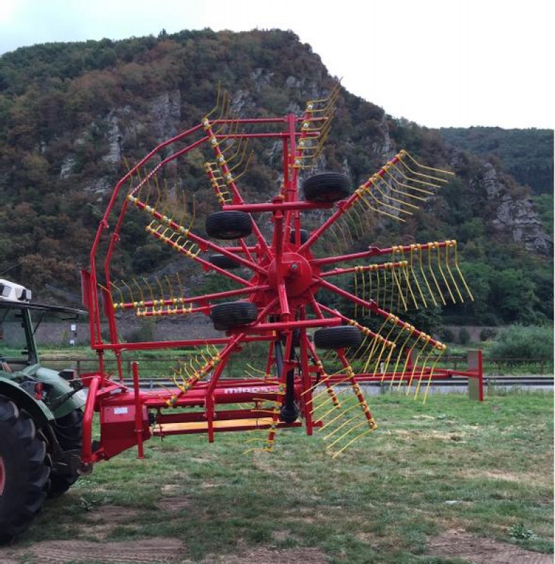 Schwader typu Minos Agri Zweikreiselschwader T-COT 655 **NEU**, Neumaschine v Münstermaifeld (Obrázek 14)