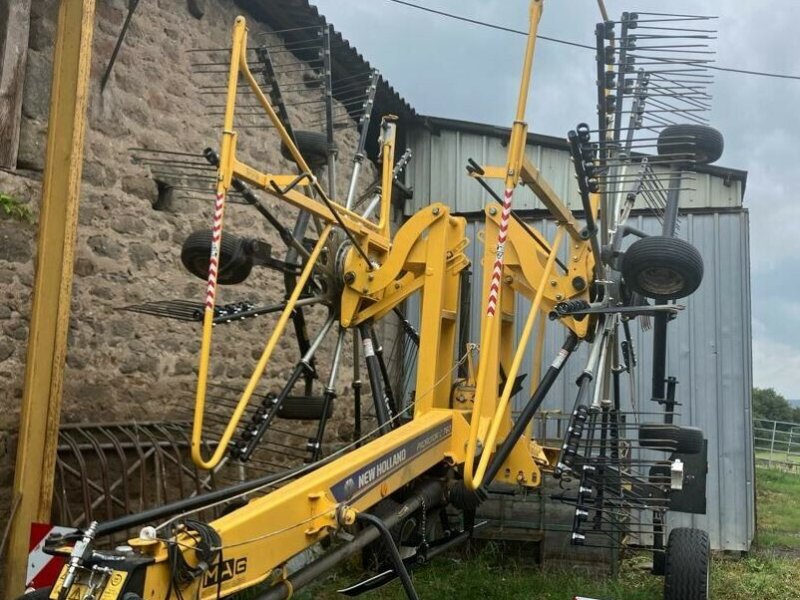 Schwader a típus New Holland NEW HOLLAND PROROTOR C 760, Gebrauchtmaschine ekkor: AUTUN (Kép 1)