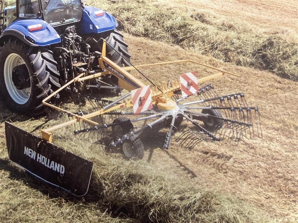 Schwader типа New Holland Prorotor 450 siderive, Gebrauchtmaschine в Roskilde (Фотография 1)