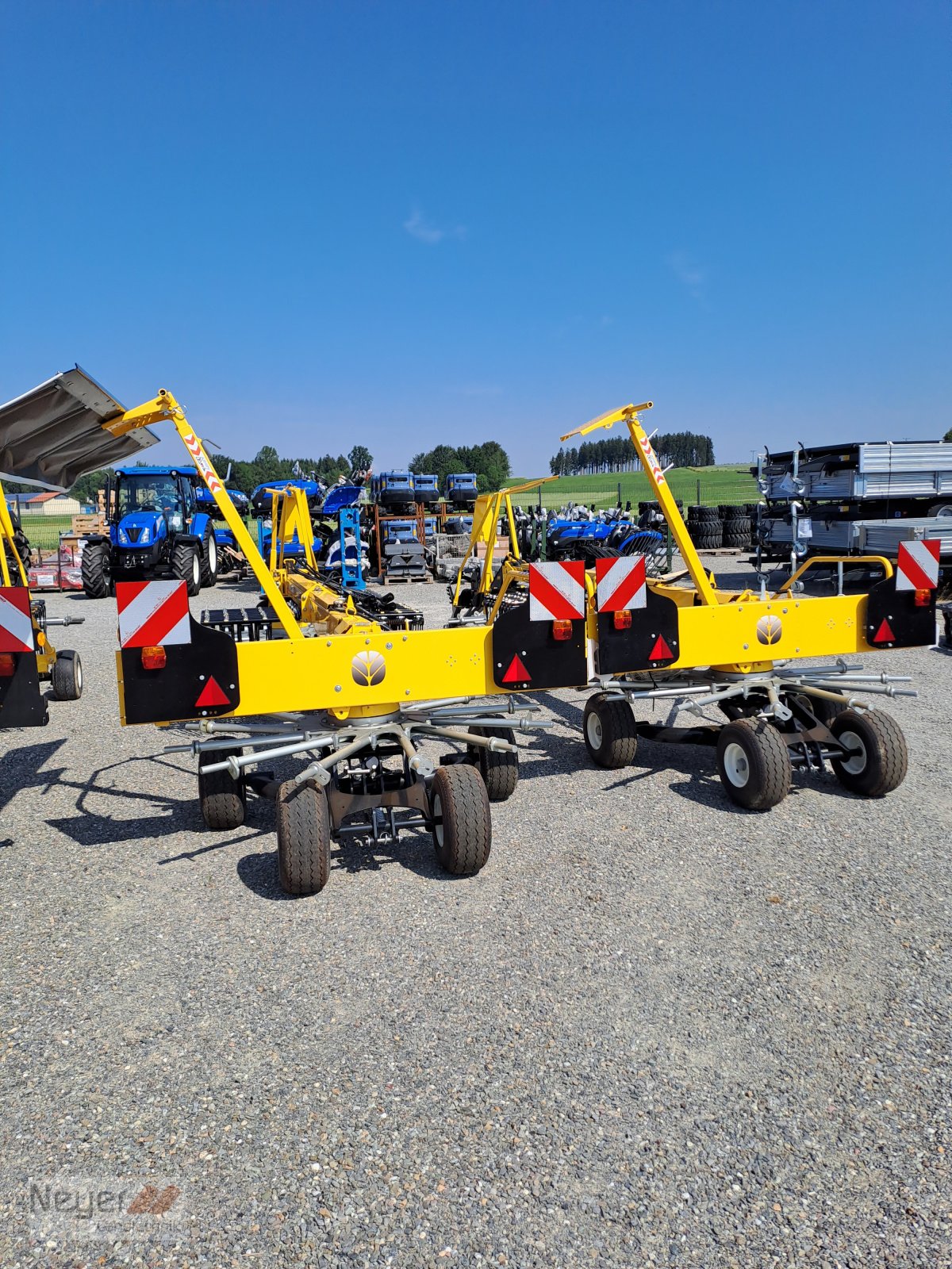 Schwader a típus New Holland Prorotor L 640 T, Neumaschine ekkor: Bad Waldsee Mennisweiler (Kép 3)