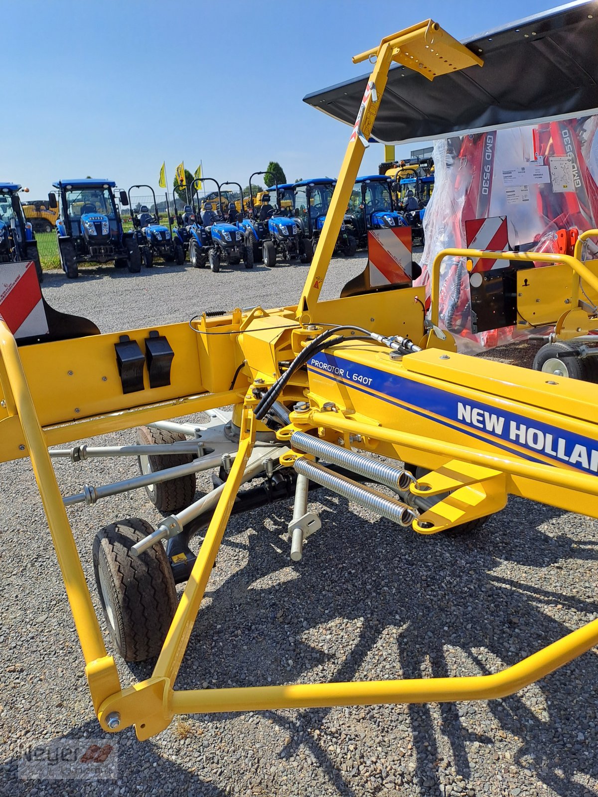 Schwader del tipo New Holland ProRotor L640 T + AutoSteer, Neumaschine en Bad Waldsee Mennisweiler (Imagen 3)