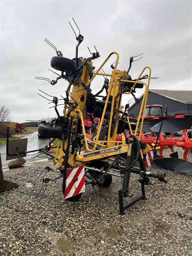 Schwader of the type New Holland Proted 880, Gebrauchtmaschine in Løgstør (Picture 2)