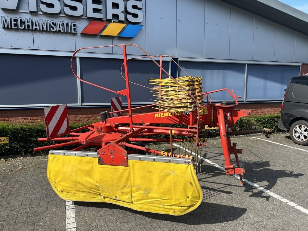 Schwader tipa Niemeyer RS 425-DA super, Gebrauchtmaschine u Bladel (Slika 2)