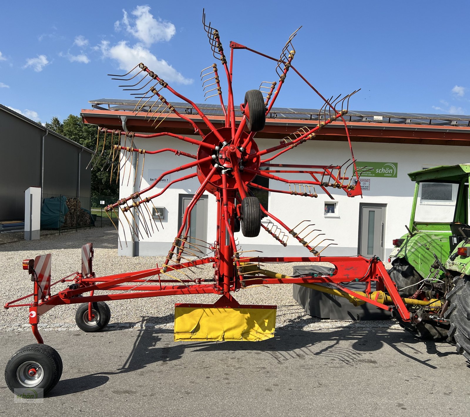 Schwader tip Niemeyer RS 620 - ein wendiger Mittelschwader mit Zwangslenkung, Gebrauchtmaschine in Burgrieden (Poză 10)