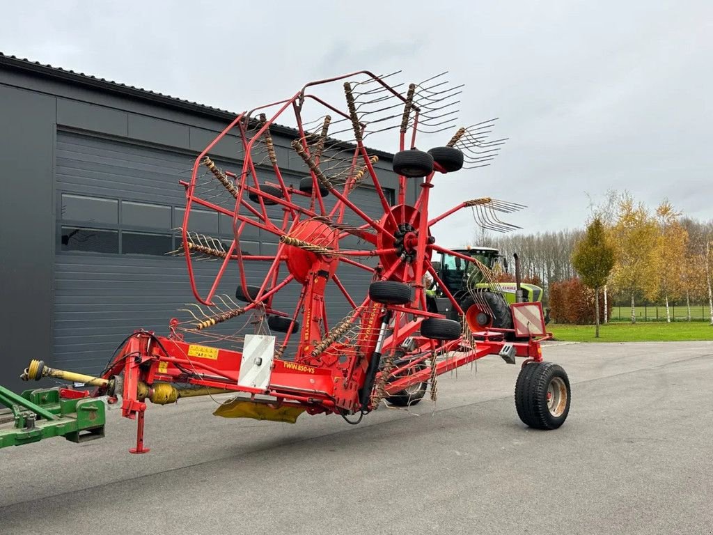 Schwader des Typs Niemeyer Twin 850 VS, Gebrauchtmaschine in BENNEKOM (Bild 10)